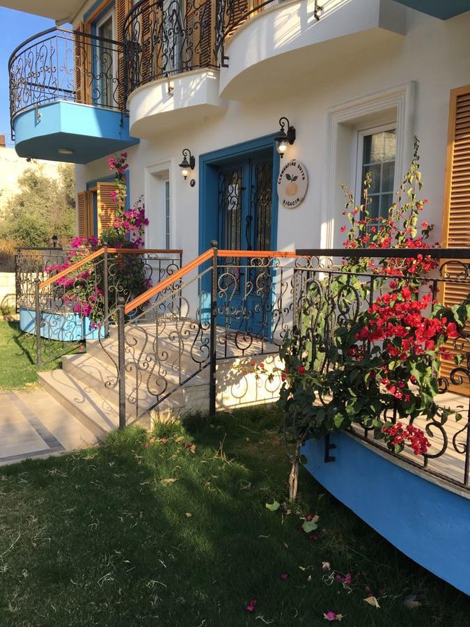 Clementin Suits Sigacik Exterior foto
